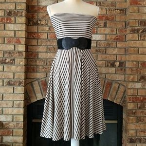 Black & oatmeal striped strapless summer dress